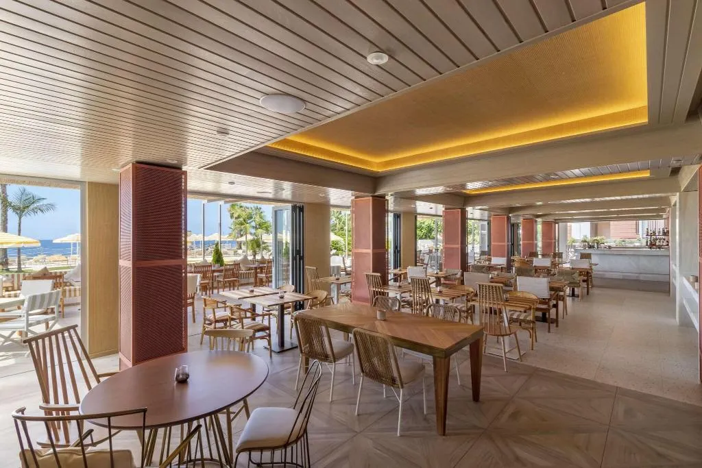 General view, Next Savoy Signature, Madeira