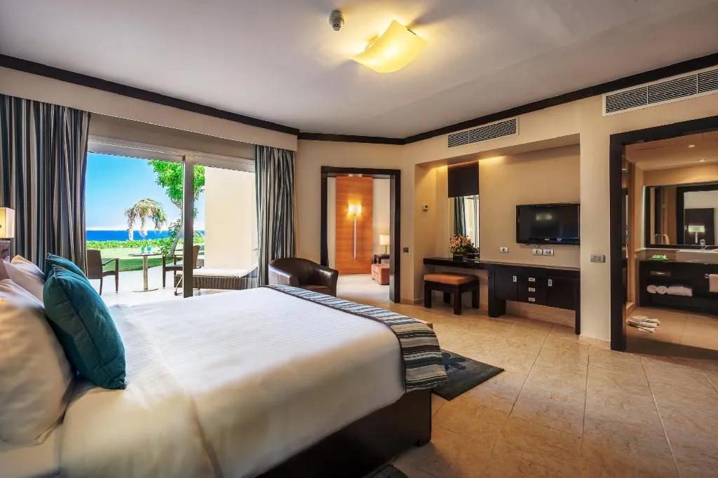 JUNIOR SUITE STANDARD Room, Cleopatra Luxury Resort Sharm El Sheikh, Red Sea Riviera