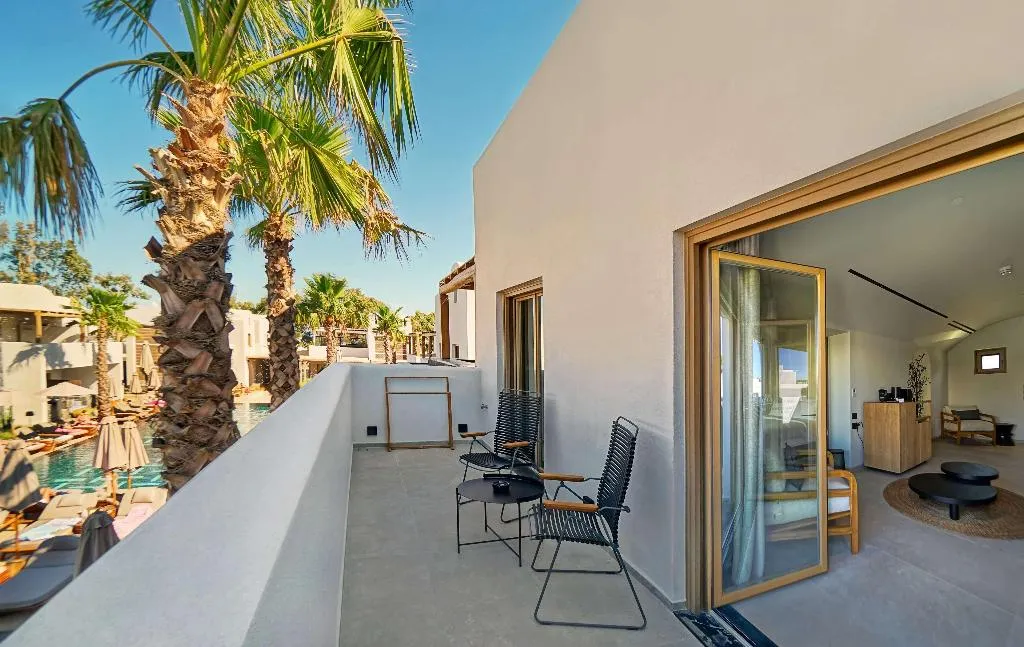 SUITE ONE BEDROOM Room, Radisson Blu Zaffron Resort, Santorini