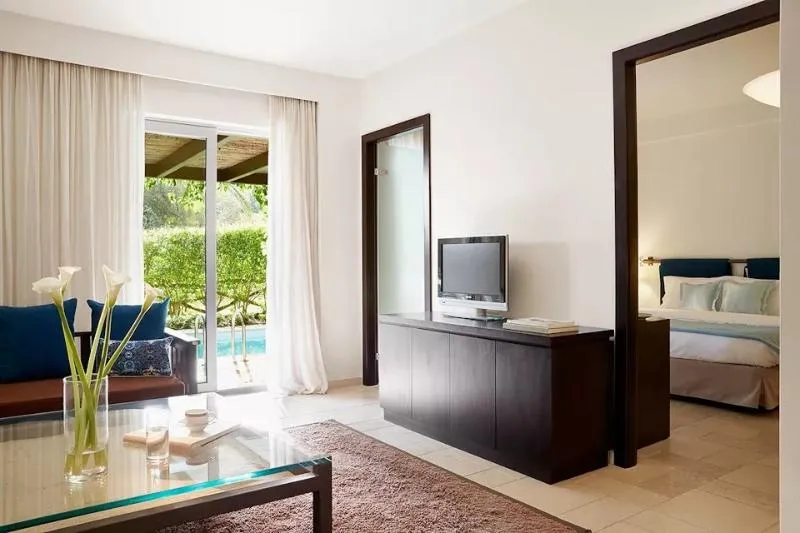 SUITE WITH PRIVATE POOL Room, Eagles Palace, Small Luxury Hotels Of The World, Thessaloniki