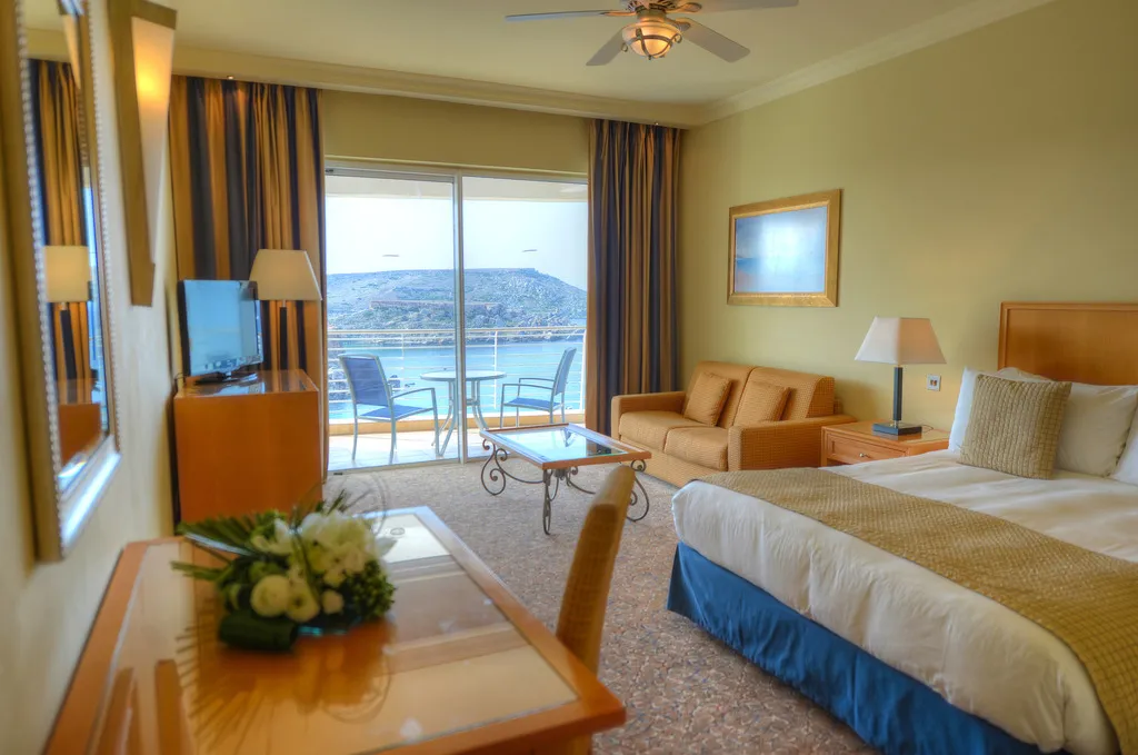 SUITE SEA VIEW Room, Radisson Blu Resort & Spa Golden Sands, Malta