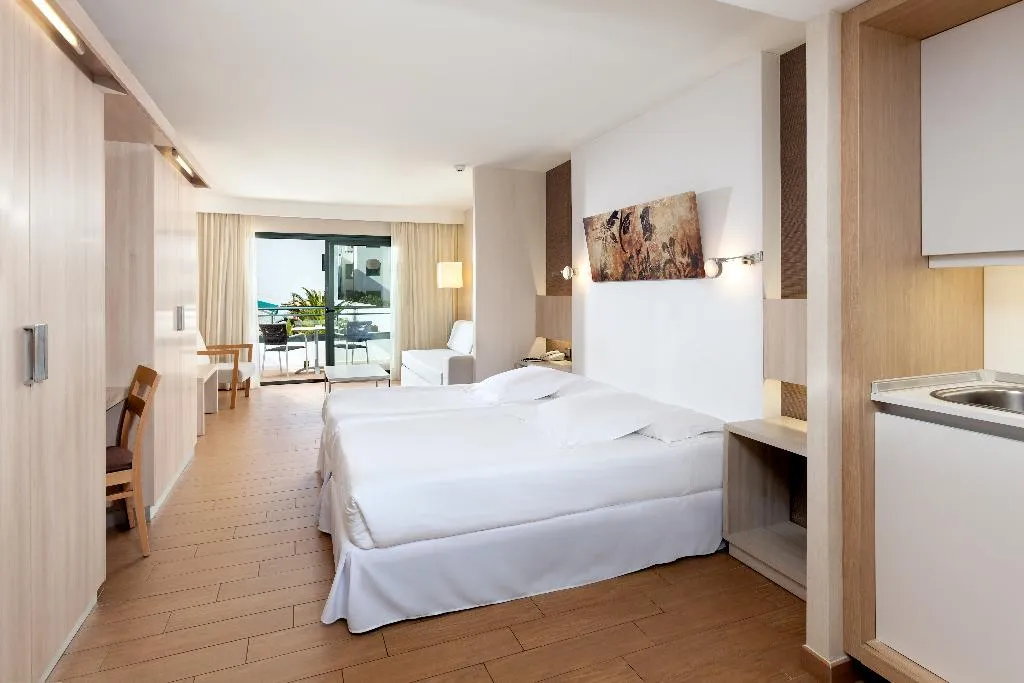 Double or Twin SUPERIOR Room, THB Lanzarote Beach, Lanzarote