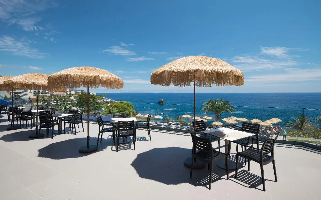 Restaurant, Baia Azul, Madeira