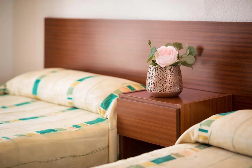 SINGLE STANDARD Room, htop Planamar Hotel, Costa Brava