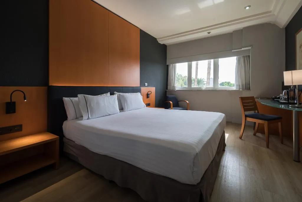Room, Eurostars Al-Ándalus Palace, Seville