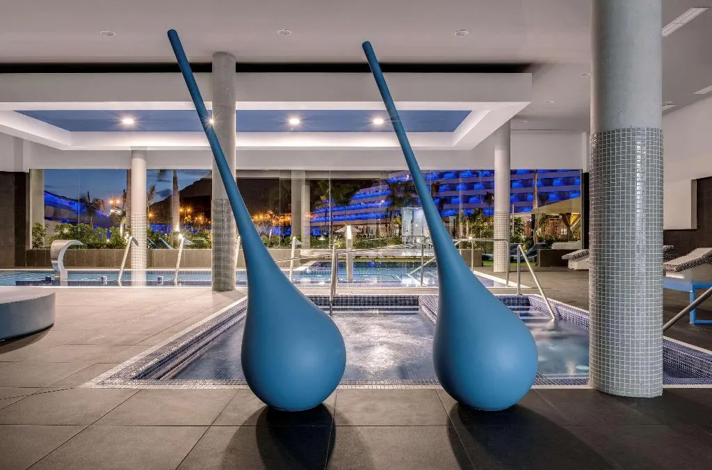 Pool, Radisson Blu Resort & Spa Gran Canaria Mogan, Gran Canaria