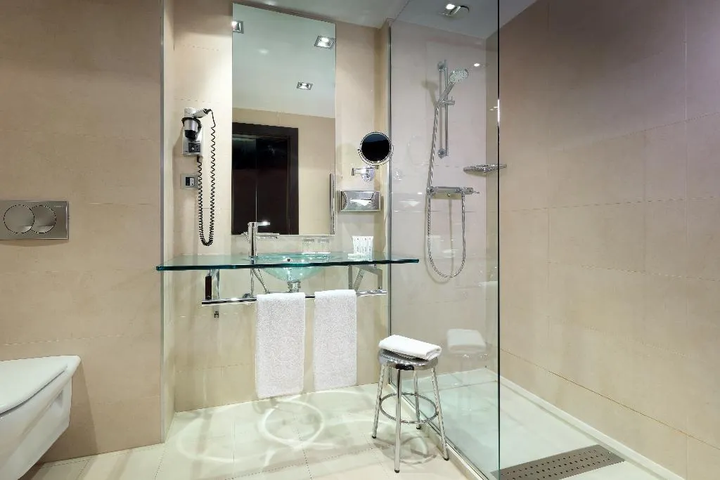 JUNIOR SUITE STANDARD Room, Exe Puerto de Sagunto, Valencia