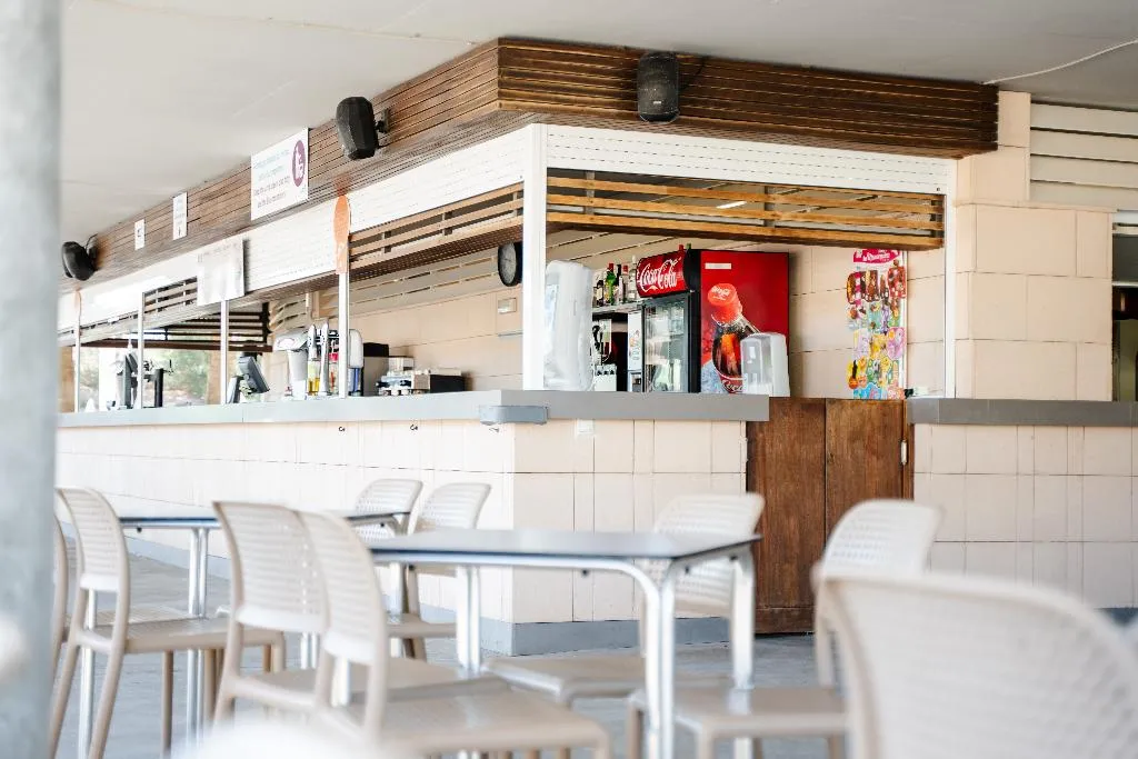 Bar, Minura Sur Menorca, Menorca
