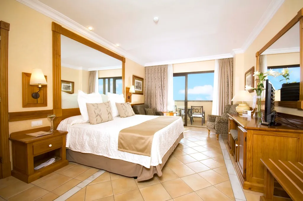 SUITE STANDARD Room, GF Gran Costa Adeje, Tenerife