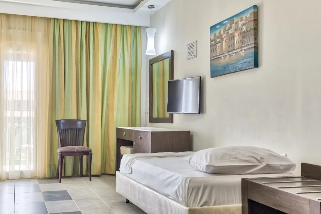 Double or Twin STANDARD Room, Majestic Hotel & Spa, Zante