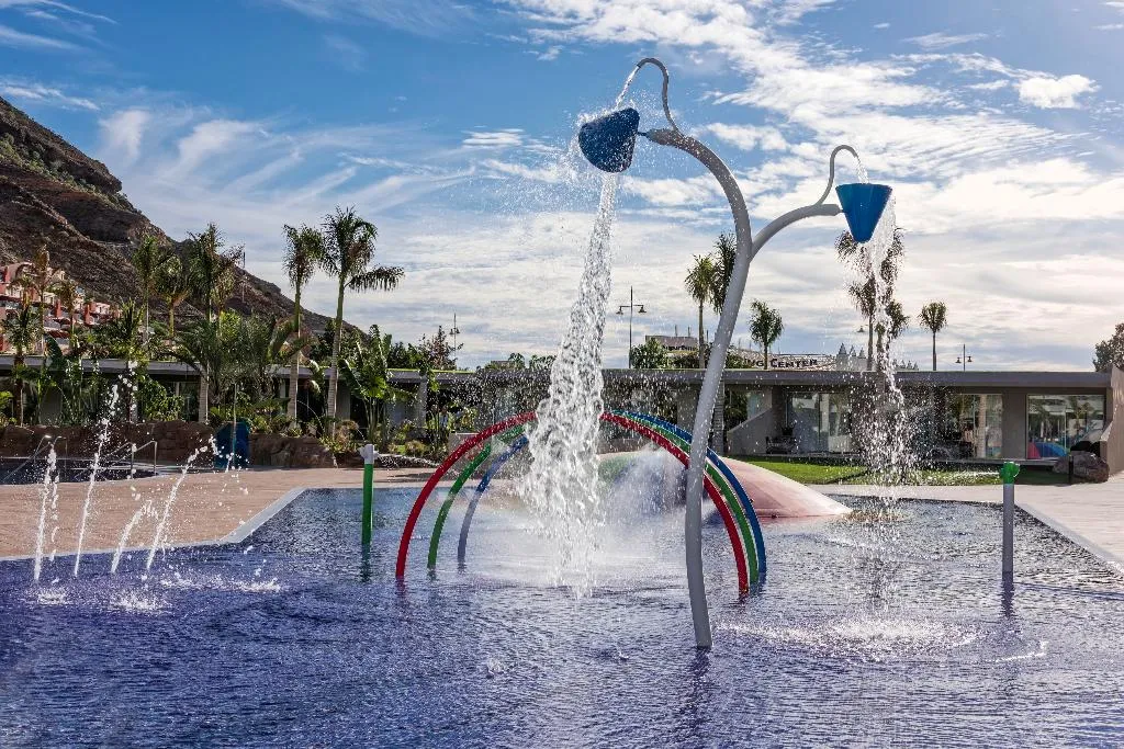 Pool, Radisson Blu Resort & Spa Gran Canaria Mogan, Gran Canaria