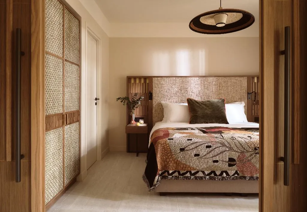 SUITE DELUXE GARDEN VIEW Room, Eagles Palace, Small Luxury Hotels Of The World, Thessaloniki