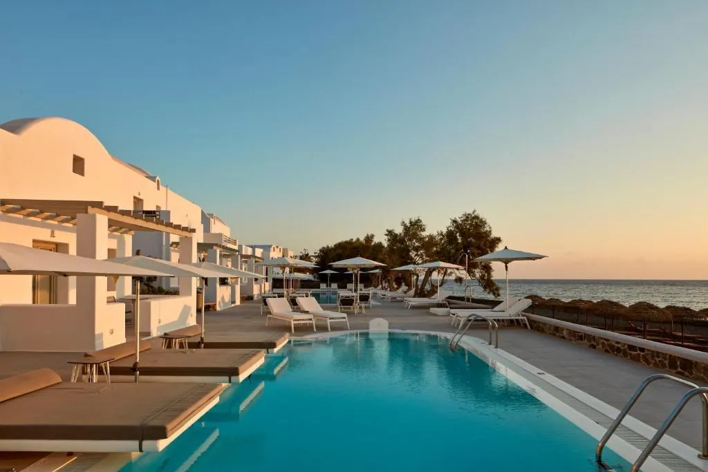 Pool, Costa Grand Resort & Spa, Santorini