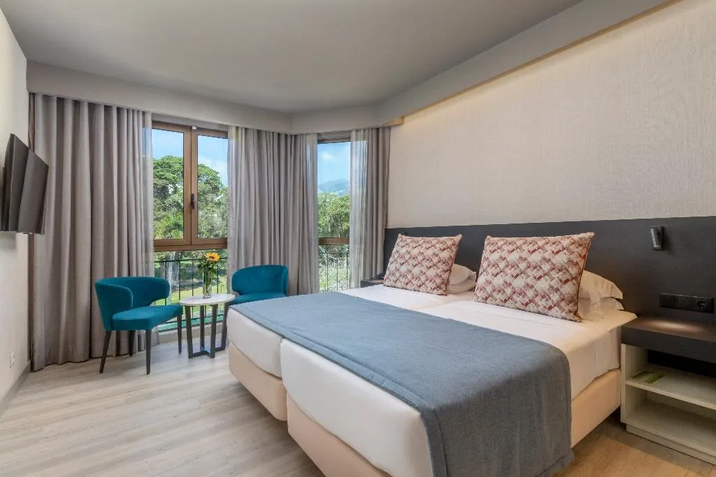 Double or Twin LAND VIEW Room, Enotel Magnólia, Madeira
