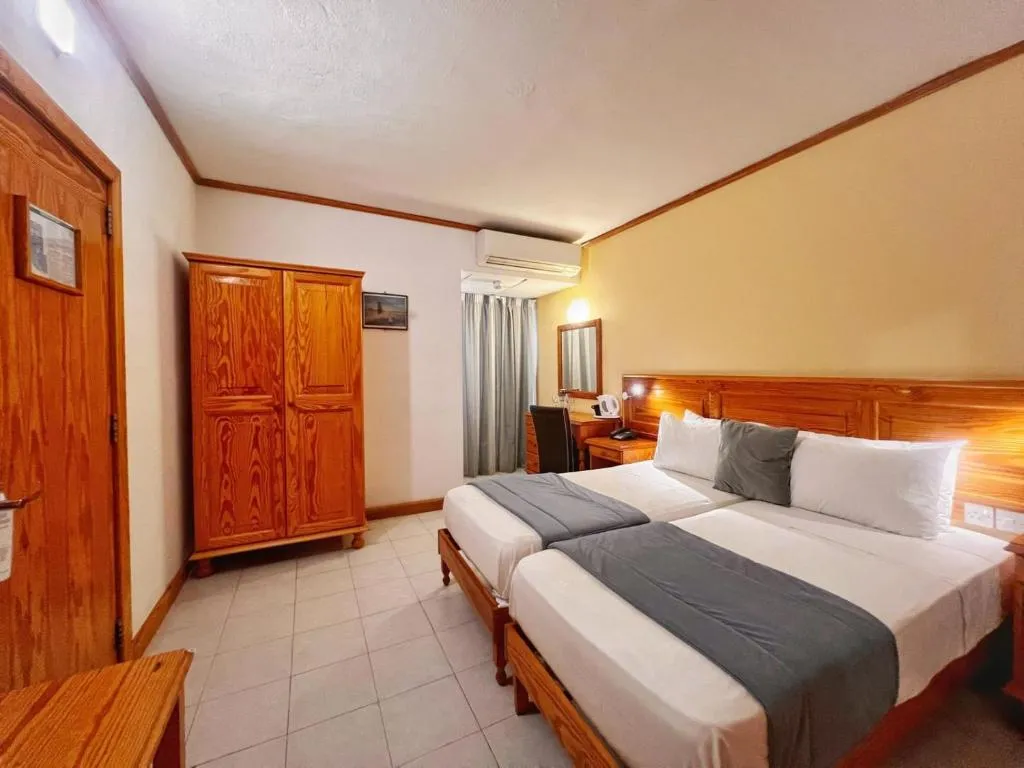 TWIN SIDE SEA VIEW Room, Gillieru Harbour Hotel, Malta