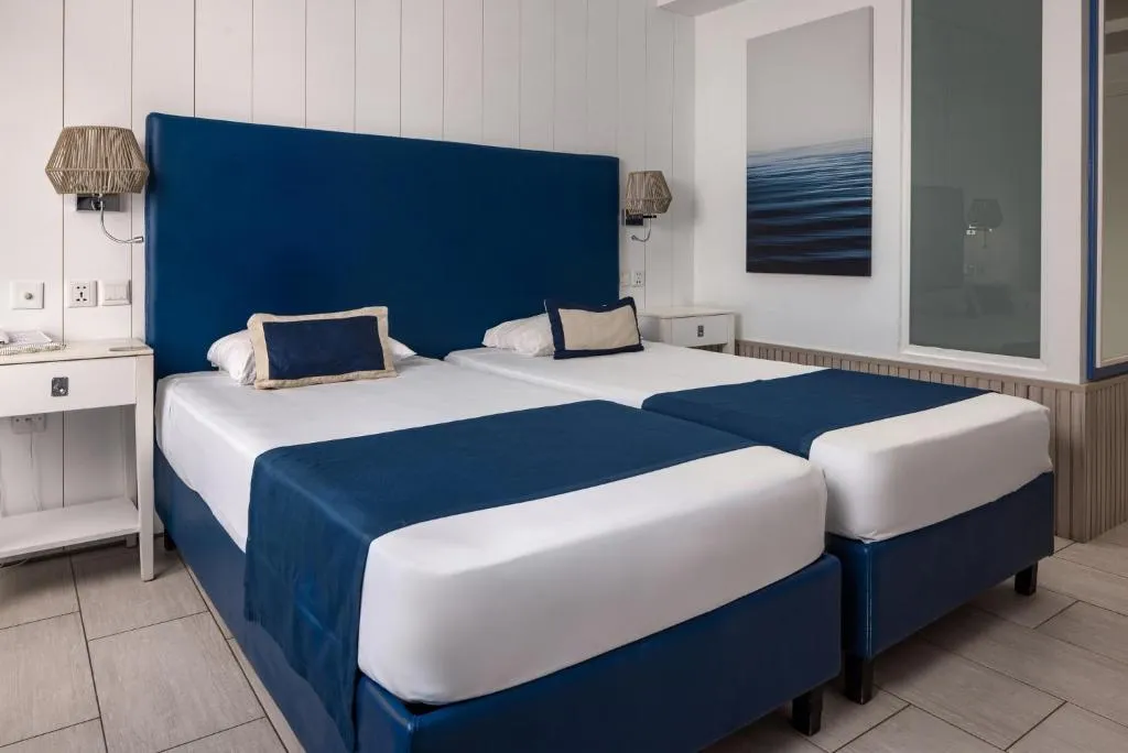 SINGLE SEA VIEW Room, db Seabank Resort + Spa – All Inclusive, Malta