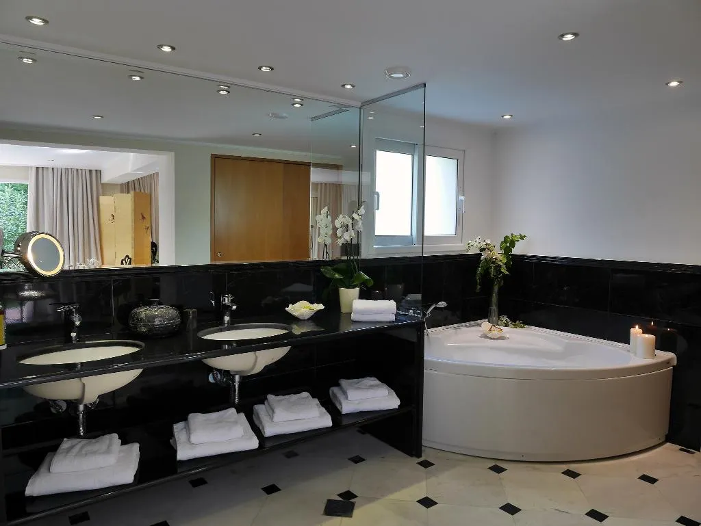 SUITE EXECUTIVE Room, Out Of The Blue Resort, Crete