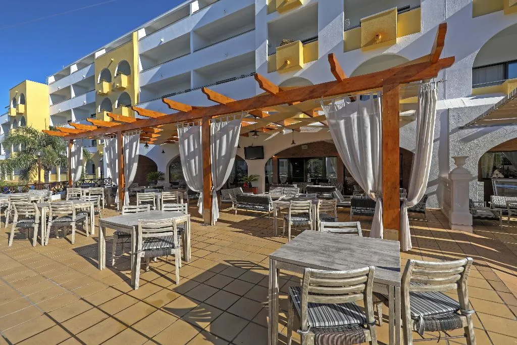 Terrace, Paladim & Alagoamar, Algarve