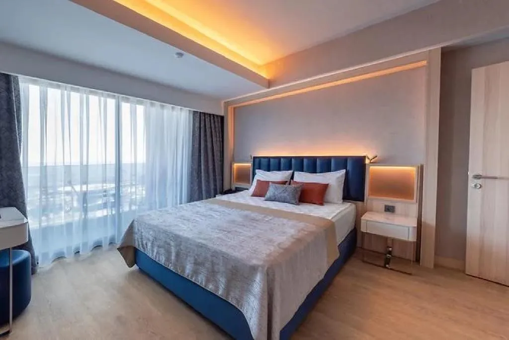FAMILY ROOM DELUXE LAND VIEW Room, Lago Hotel, Antalya