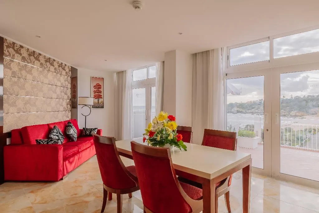 APARTMENT TWO BEDROOMS Room, Muthu Clube Praia da Oura, Algarve