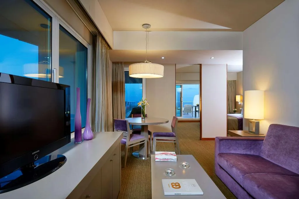 SUITE STANDARD Room, Melia Madeira Mare, Madeira