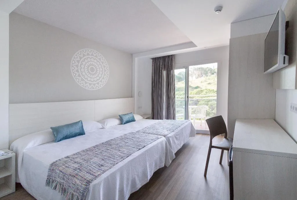 FAMILY ROOM STANDARD Room, Hotel Oasis Park Splash, Costa Brava