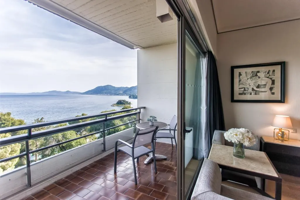 TWIN SUPERIOR SEA VIEW Room, Corfu Holiday Palace Hotel, Corfu