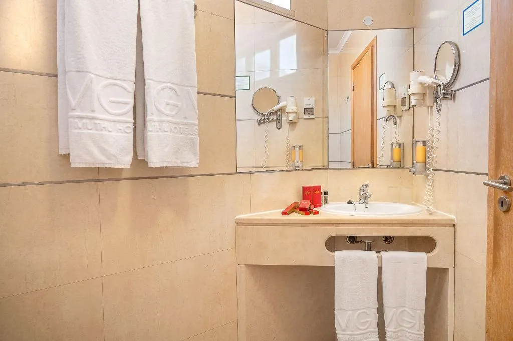 APARTMENT GARDEN VIEW Room, Muthu Clube Praia da Oura, Algarve