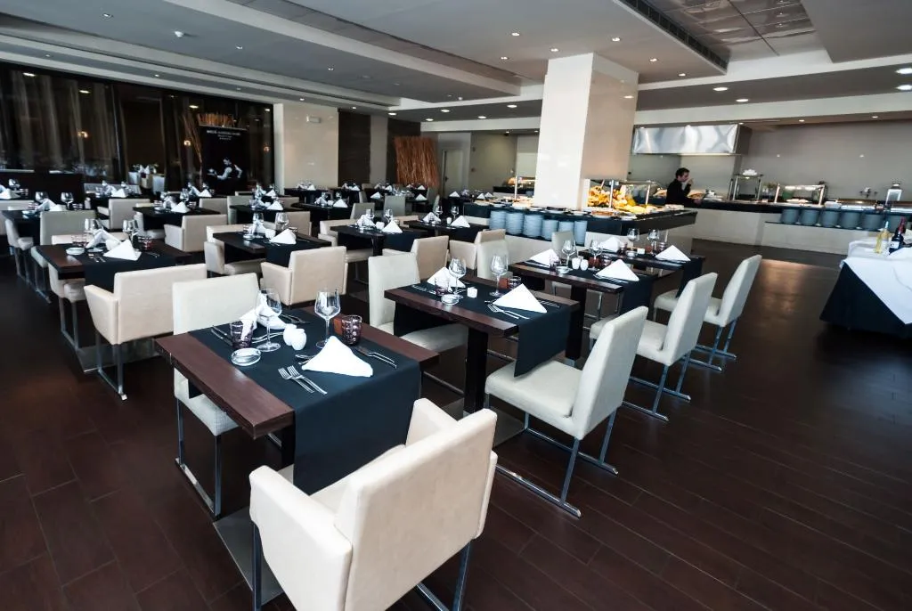 Restaurant, Melia Madeira Mare, Madeira