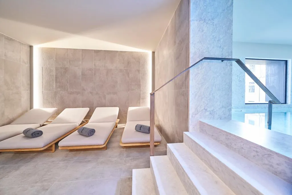 Sports and Entertainment, PortoBay Flores, Porto