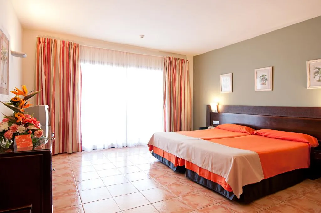 Double or Twin STANDARD Room, LIVVO Lago Taurito & Waterpark, Gran Canaria