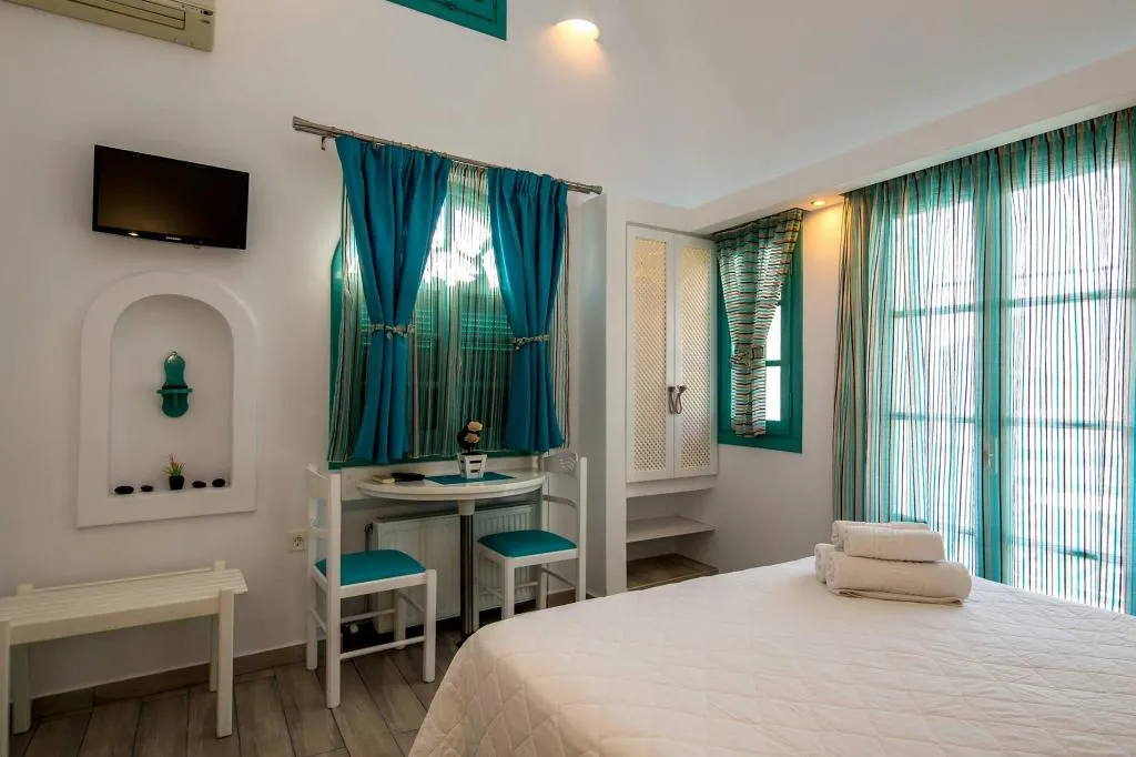 STUDIO SUPERIOR GARDEN VIEW Room, Anastasia Princess Luxury Beach Residence, Santorini