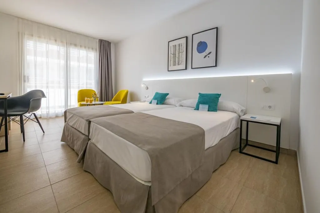 Double or Twin CLUB Room, DWO Sirius, Costa Brava