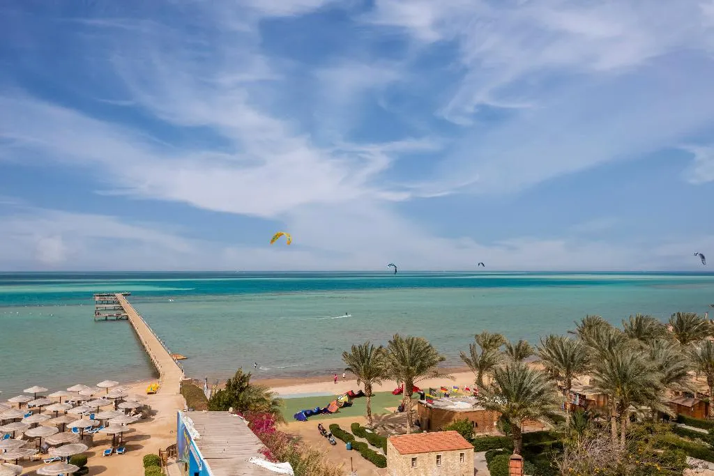 Beach, AMC Royal Hotel & Spa, Red Sea Riviera