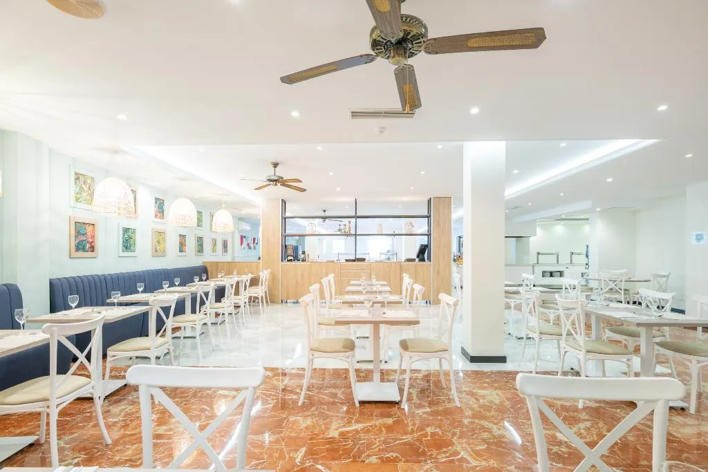 Restaurant, Hotel Nerja Club & Spa, Costa Del Sol
