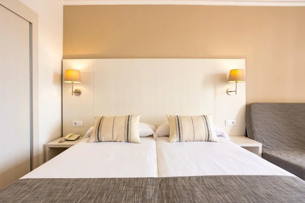 Double or Twin STANDARD Room, Minura Sur Menorca, Menorca