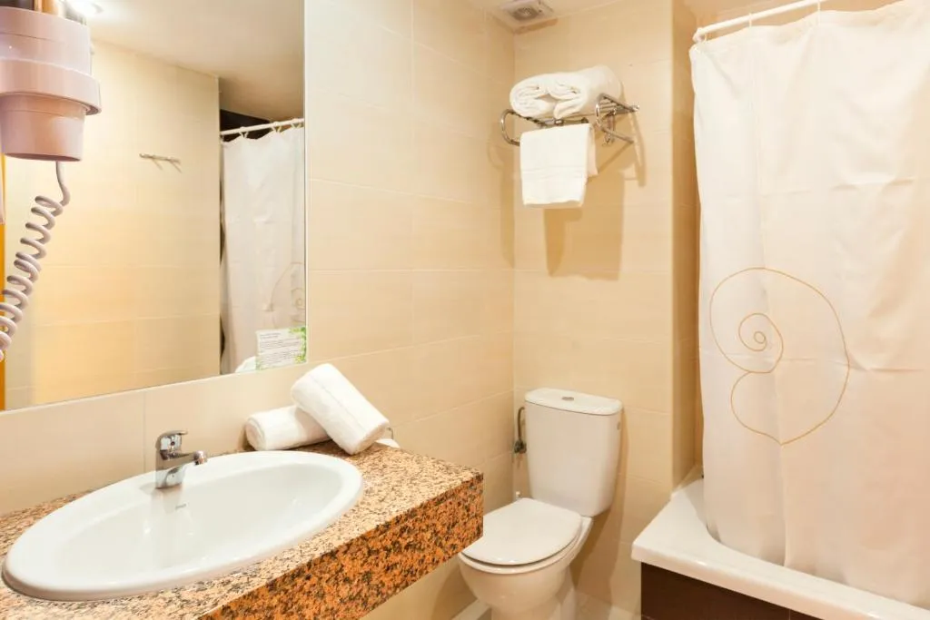 Double or Twin POOL VIEW Room, Gala Placidia, Costa Blanca