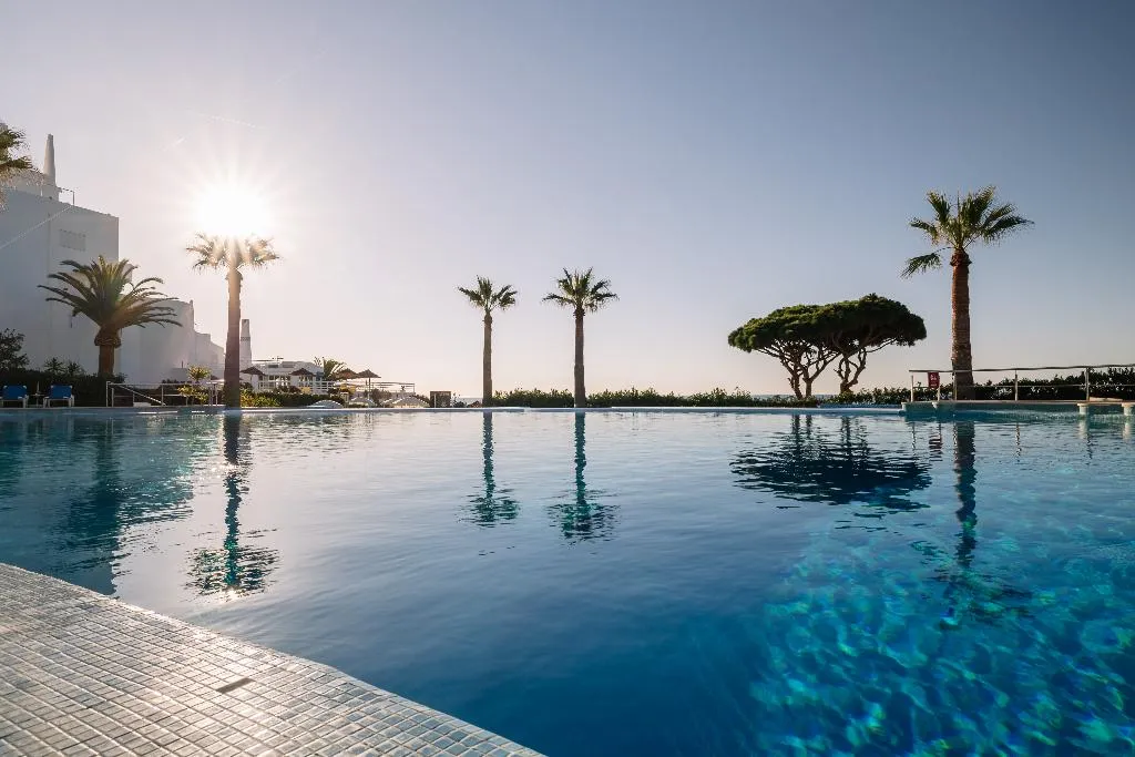 Pool, Grand Muthu Oura View Beach Club, Algarve