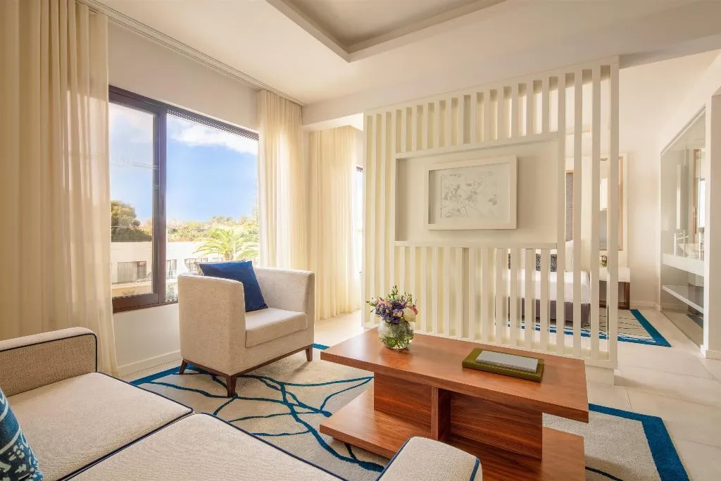 FAMILY ROOM DELUXE WITH VIEWS Room, Tivoli Carvoeiro Algarve Resort, Algarve