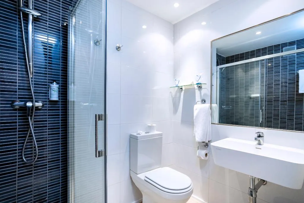 DOUBLE CAPACITY 3 Room, Palmasol Hotel, Costa Del Sol