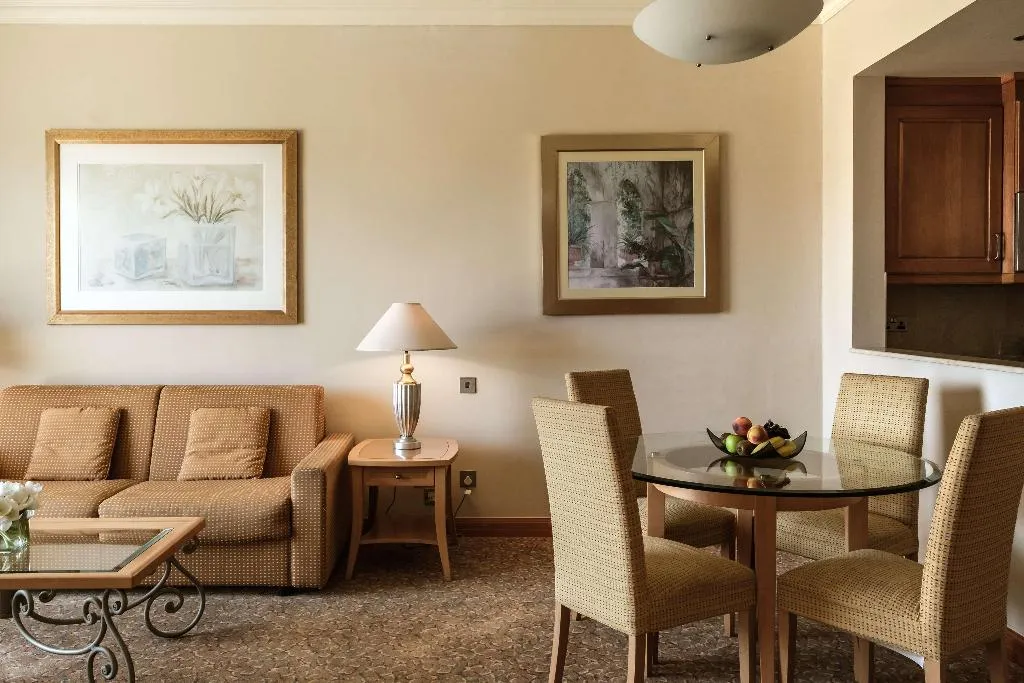 Room, Radisson Blu Resort & Spa Golden Sands, Malta