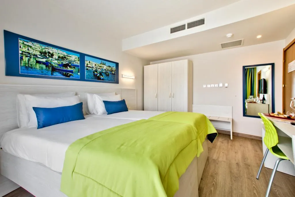 Double or Twin STANDARD Room, Hotel Santana Malta, Malta
