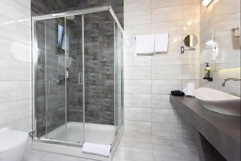 JUNIOR SUITE WITH PRIVATE POOL Room, Alia Palace Hotel, Halkidiki
