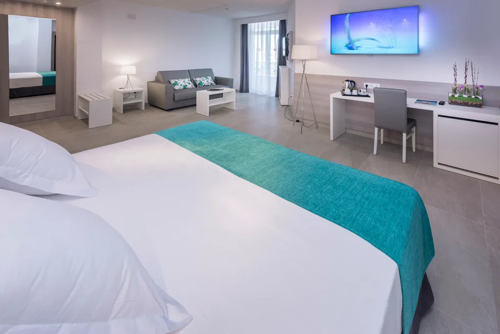 JUNIOR SUITE STANDARD Room, Olympus Palace, Costa Dorada