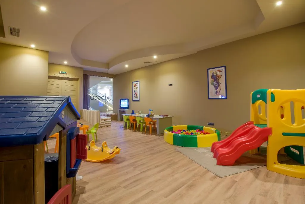 Sports and Entertainment, Calheta Beach  All Inclusive, Madeira