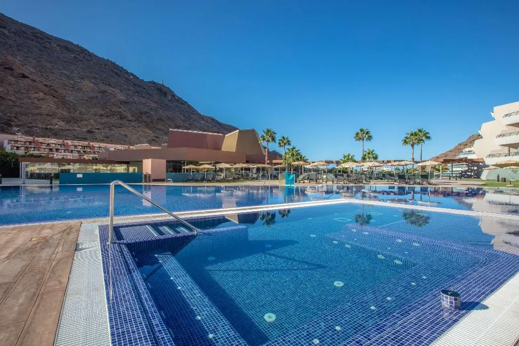 Pool, Radisson Blu Resort & Spa Gran Canaria Mogan, Gran Canaria