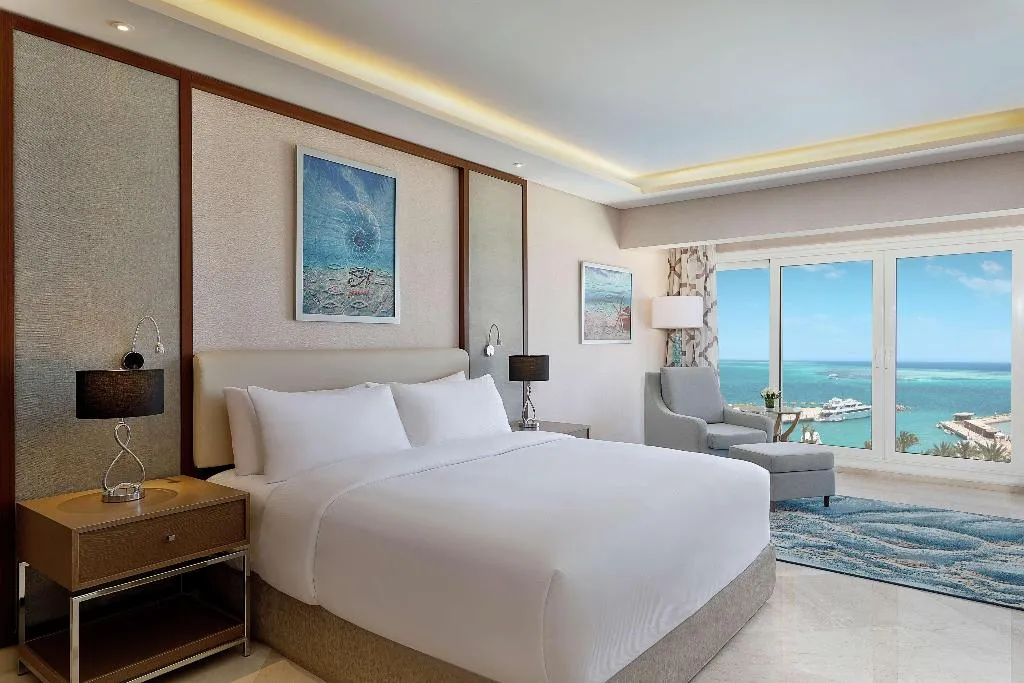 SUITE SEA VIEW Room, Hilton Hurghada Plaza, Red Sea Riviera