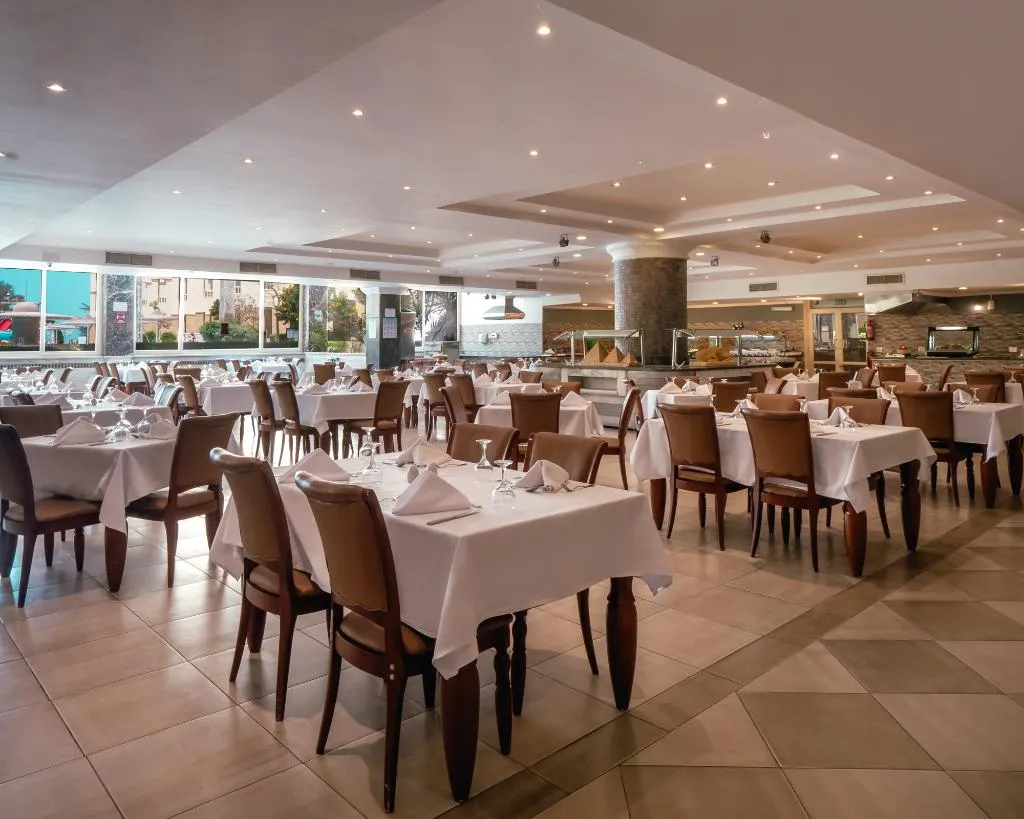 Restaurant, AMC Royal Hotel & Spa, Red Sea Riviera