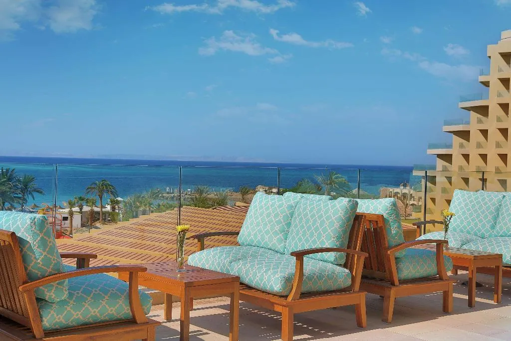 Bar, Hilton Hurghada Plaza, Red Sea Riviera