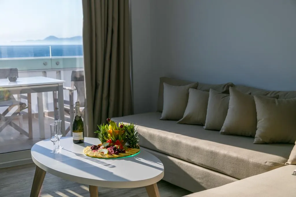 DOUBLE SIDE SEA VIEW Room, Akti Imperial Deluxe Resort & Spa Dolce by Wyndham, Rhodes